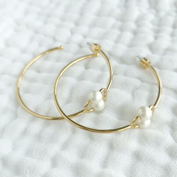 Kate Spade Nouveau Pearls Hoop Earrings in Gold - Picture 2 of 3